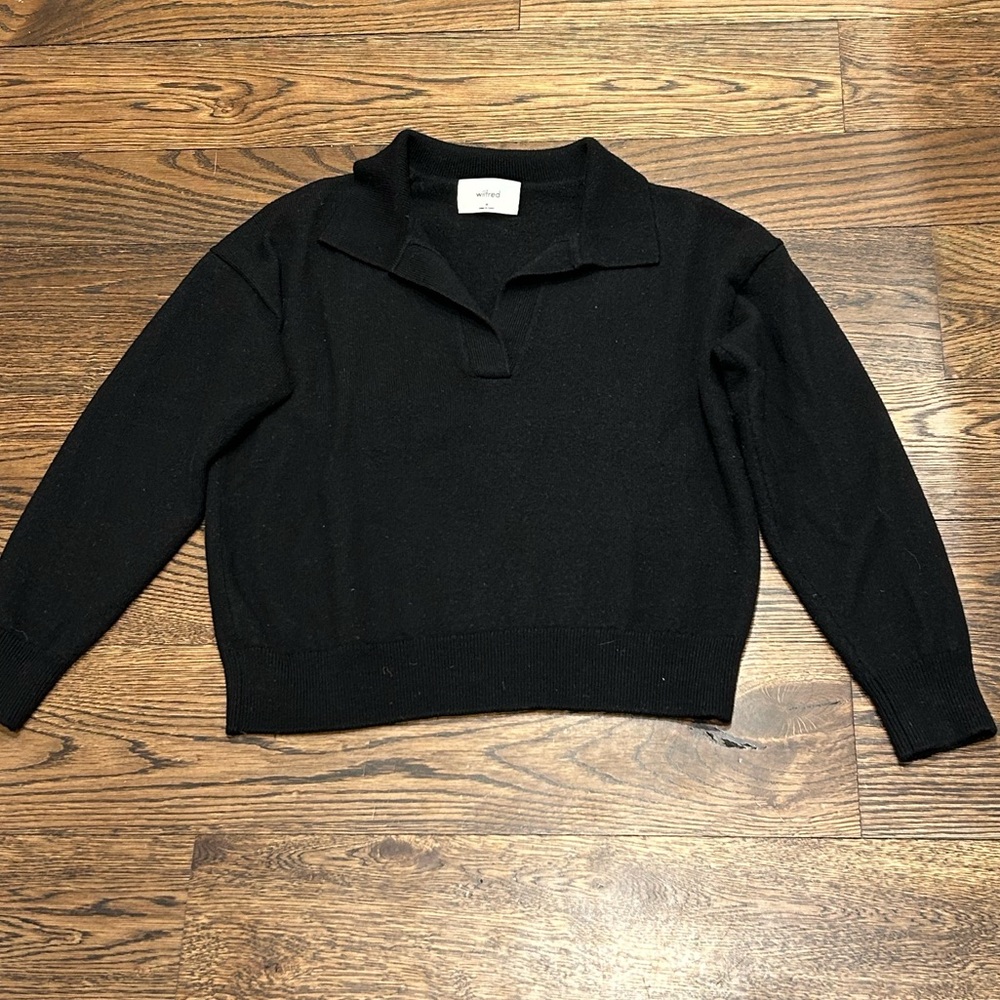 Aritzia Black V-Neck Collared Sweater